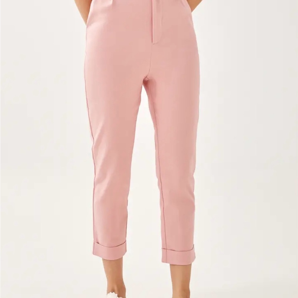 Pink High-Waisted Capris with Slim Fit